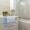 Отель JOIVY Garden Oasis: 1BR Apt w/ Balcony & Parking, фото 10