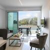 Отель Phaedrus Living: Seaside Executive Flat Harbour 201, фото 15