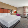 Отель La Quinta Inn & Suites by Wyndham Houston East at Sheldon Rd, фото 23