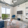 Отель Mid Main Lofts 6106 Hip Stylish Modern 1BR Loft Midtown, фото 7