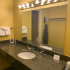 Отель Ramada by Wyndham West Sacramento Hotel and Suites, фото 10