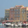 Отель Modern House With Terrace, Near the Popular St. Maxime, фото 18