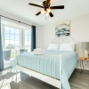 Отель Seaside and Breezy Condo at the Victorian, фото 6