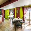 Отель Econo Lodge Inn & Suites, фото 35