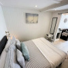 Отель Seaside Cabin Retreat in Hayling Island, фото 5