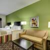 Отель Holiday Inn Express Savannah S I95 - Richmond Hill, фото 1