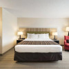 Отель Country Inn & Suites by Radisson, Chippewa Falls, WI, фото 28