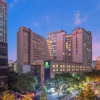 Отель Holiday Inn Express Ningbo City Center, фото 1