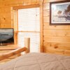 Отель Smoky Mountain Memories 5 Bedroom Cabin, фото 34