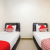 Отель OYO 491 Hotel Mata Air Tunjungan Surabaya, фото 7