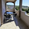 Отель Lovely 2-bed Apartment in Vinisce, Close to Beach, фото 12