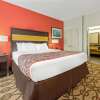 Отель La Quinta Inn & Suites by Wyndham Leesville Ft. Polk, фото 21