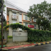 Отель RedDoorz Syariah near Prasetya Mulya Cilandak Campus, фото 1