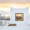 Отель SUNNY Studio w.Breathtaking Naxos Views in Isterni, фото 3