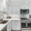 Отель Coastal Downtown Naples Condo - Walk to the Beach!, фото 6