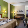 Отель Sleep Inn & Suites, фото 13