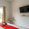 Отель Formerly Reddoorz Plus Near Teras Kota 3, фото 17