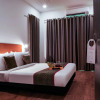 Отель OYO Rooms Near Galleria Market, фото 4