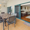 Отель Luxury Beach Unit Dolphin Heads, фото 10