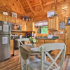 Отель Romantic Gatlinburg Cabin w/ Hot Tub & Pool Access, фото 5