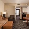 Отель Embassy Suites by Hilton Nashville Airport, фото 45