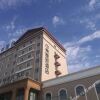 Отель Elegance Hotel (Luoyang National Peony Garden), фото 2