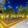 Отель Fresh Luxe Villa w Heated Pool Grill Chill Spots, фото 1