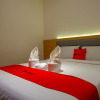Отель RedDoorz Plus @ Losari Makassar, фото 3