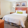 Отель Candlewood Suites Medford, an IHG Hotel, фото 32