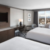Отель Sheraton Vancouver Guildford Hotel, фото 3