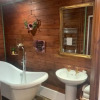 Отель The Lodge - Peaceful Relaxing Hideaway, фото 10