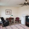 Отель Country Squire Inn and Suites, фото 29