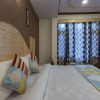 Отель OYO Home 19573 Lush View Stay, фото 9