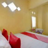Отель OYO 92903 Barokah Hotel Syariah, фото 14