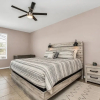 Отель Spacious Pool Area With Lake View - 5bd/4.5ba Pool Home #5av139, фото 5