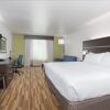 Отель Holiday Inn Express and Suites Lincoln I - 80, an IHG Hotel, фото 4