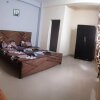 Отель 1bedroom ensuit flat with free covered car parking, фото 2
