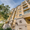 Отель Immaculate 2BR/2BTH - Office/dining seating - Fast WIFI - Patio - Free Parking! (FV2), фото 1