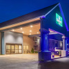 Отель Quality Inn, фото 1