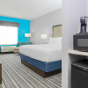 Отель Holiday Inn Express & Suites Houston - Hobby Airport Area, an IHG Hotel, фото 7