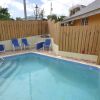 Отель Dukes Hideaway, Silver Sands 6BR, фото 10