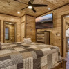 Отель Ern866 - Ole Smoky 3 Bedroom Cabin by RedAwning, фото 4
