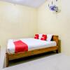 Отель OYO 3500 D'chandra Family Syariah, фото 3
