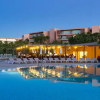 Отель Salgados Sunny Beach Apt - 7 Min Walk From Beach, фото 23