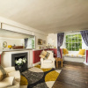 Отель Cornerstones, 16th Century Luxury Self Catering House overlooking the River Dee, фото 4