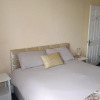 Отель Cleopatra Family Accommodation Sleeps 11 with 2 free parkings, фото 3
