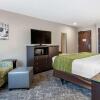 Отель Comfort Inn & Suites Tualatin - Lake Oswego South, фото 6