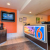 Отель Motel 6 Westminster South - Long Beach, фото 11