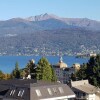 Отель Terrace Lake View apt in Stresa With Lake View, фото 1