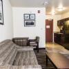 Отель Cobblestone Hotel & Suites – Stevens Point, фото 17